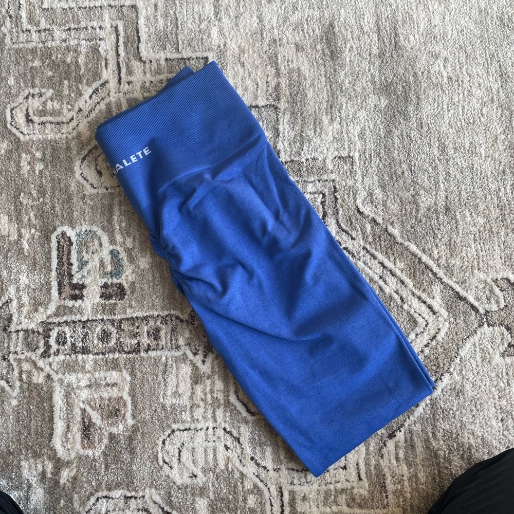 Alphalete Amplify - Sapphire. Size S - Picture 3 of 6